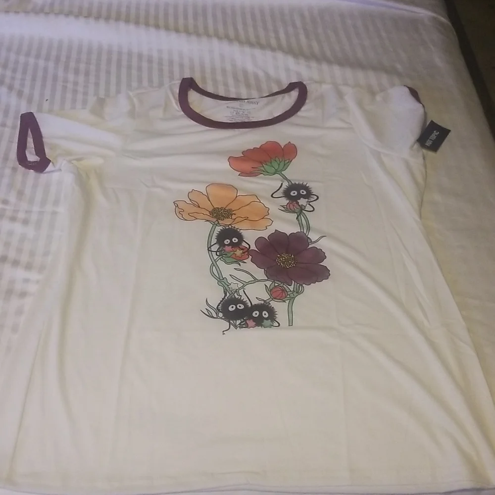 Spirited away shirt - Picture 1 of 3